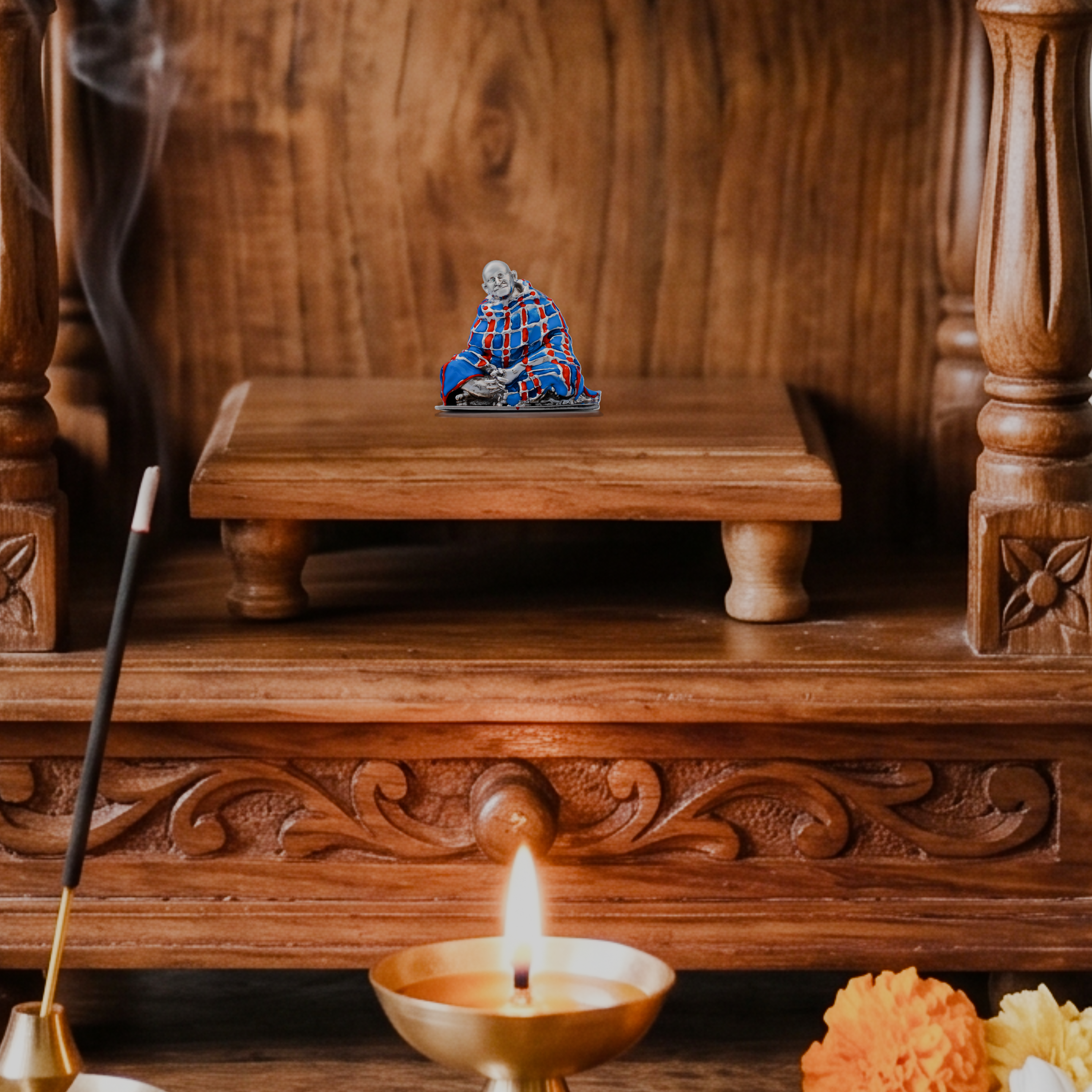 Neem Karoli Baba With Blanket in Silver Finish Hand-Painted Brass Idol | Guru Ji Murti