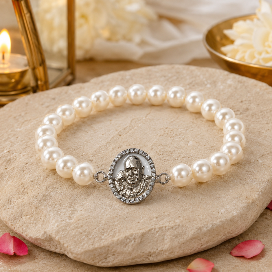 Shukrana Guru Ji Pearl Bracelet | Bade Mandir Guru Ji Brass Charm with Silver Finish
