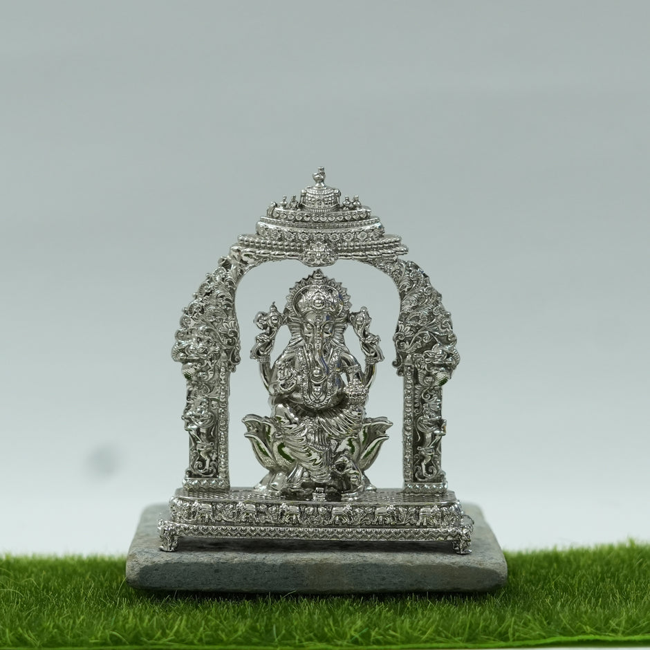 Divine Goddess Lakshmi and Ganesh Murti – Handcrafted Pooja Murti for Home & Temple