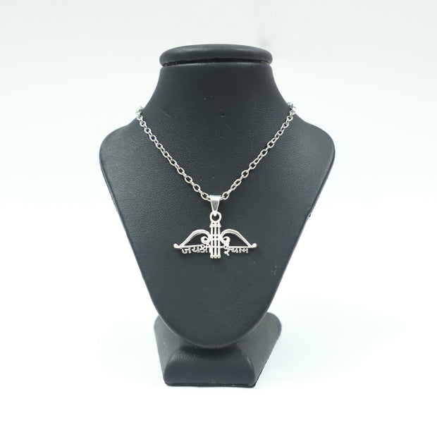 My Guru Ji silver-finish Jai Shree Shyam pendant featuring a Dhanush and Baan bow and arrow design on a display bust.